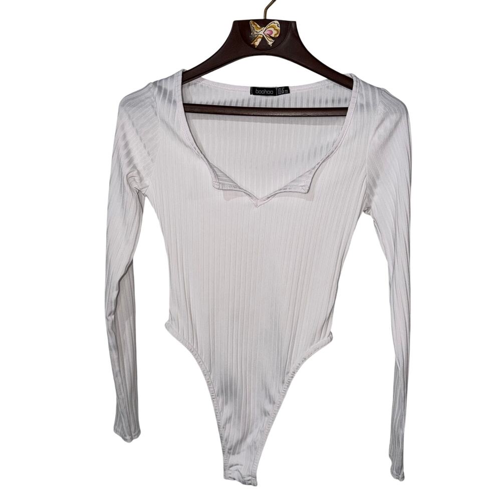 Boohoo White Ribbed Bodysuit Long Sleeve Basic Y2K Minimalist Staple Size 8